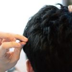 髪の毛を太くする方法は?